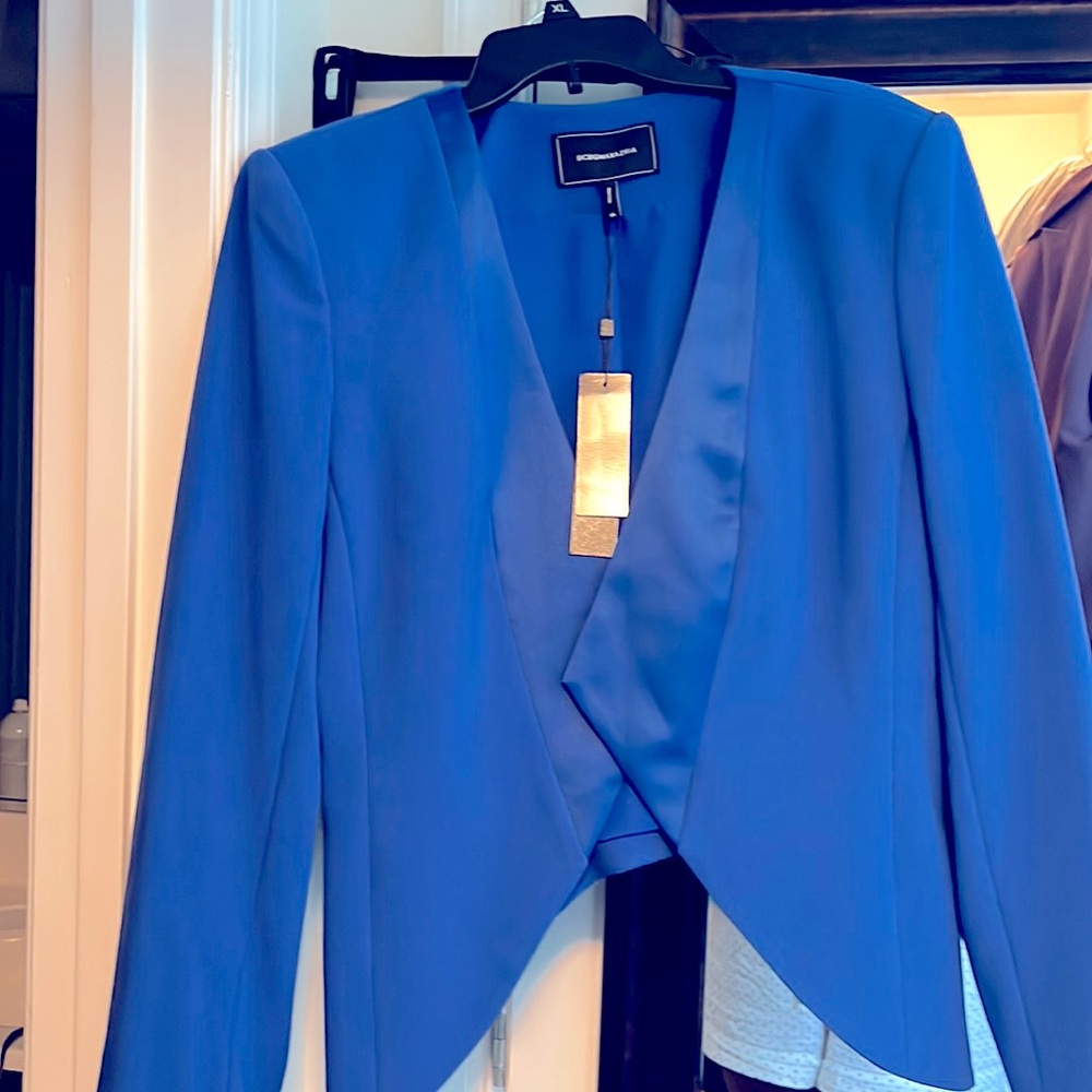 New w/tags BCBG blazer.